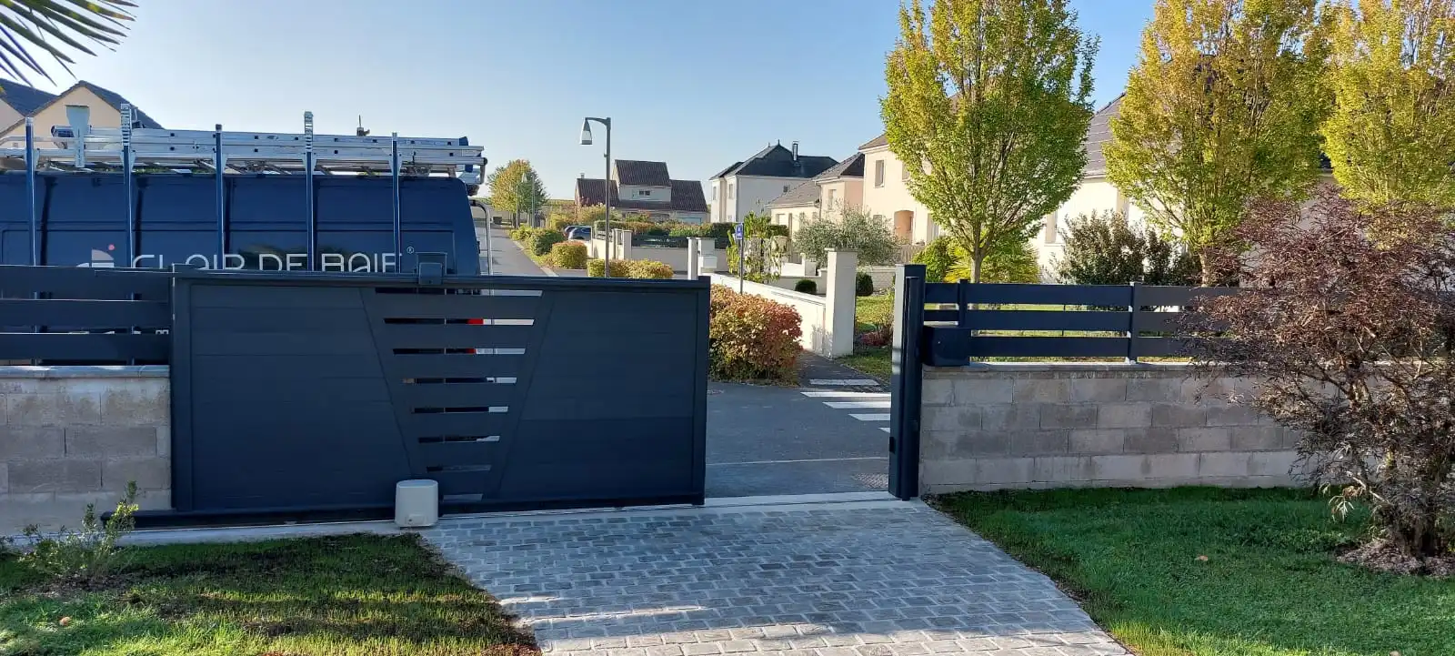 Espace repas sous pergola